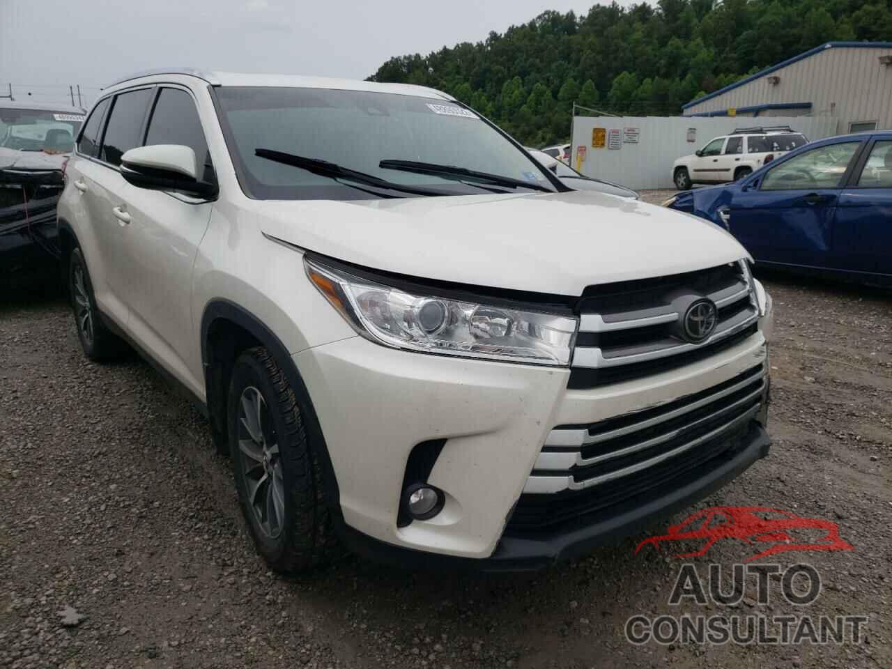 TOYOTA HIGHLANDER 2019 - 5TDJZRFH8KS580304