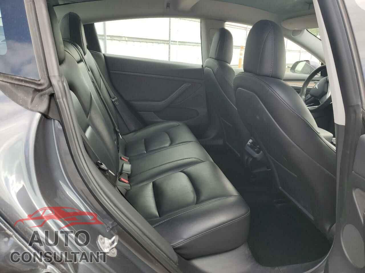 TESLA MODEL 3 2023 - 5YJ3E1EA7PF420436
