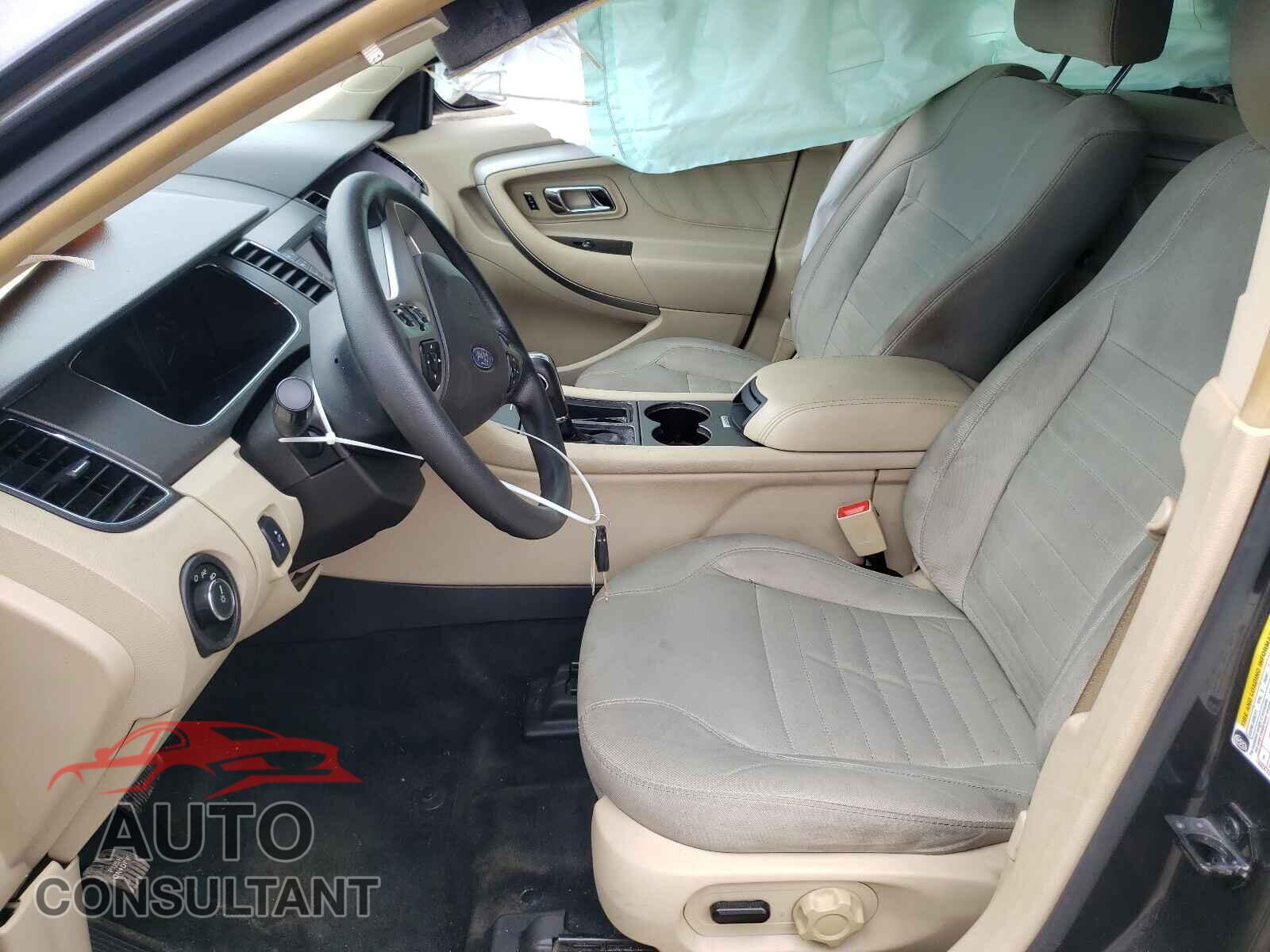 FORD TAURUS 2017 - 1FAHP2D84HG109547