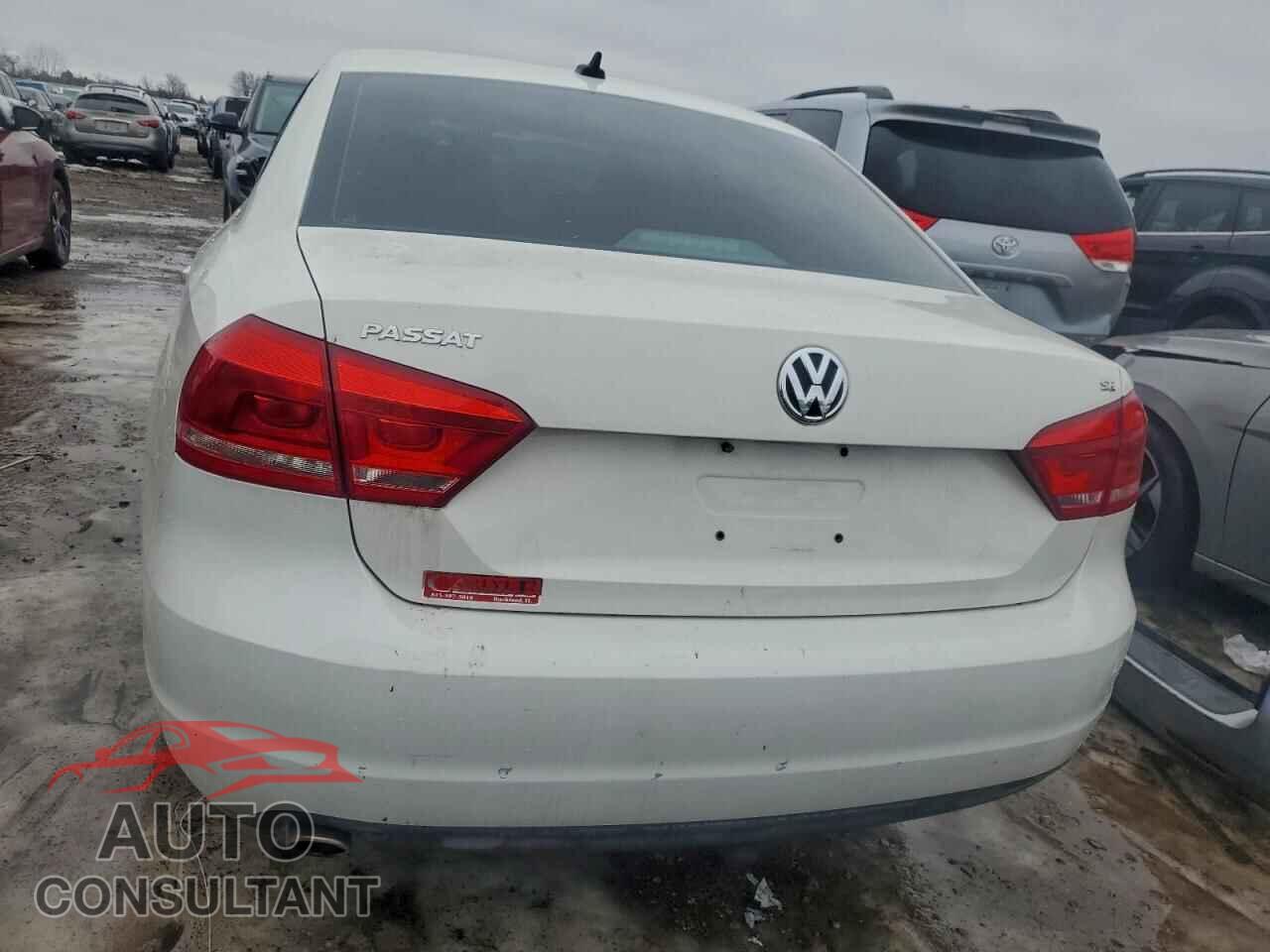 VOLKSWAGEN PASSAT 2013 - 1VWBP7A36DC123714