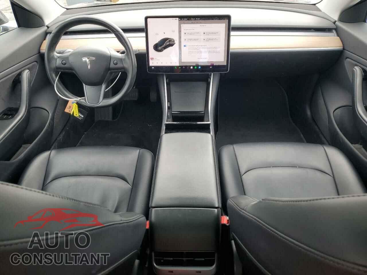 TESLA MODEL 3 2018 - 5YJ3E1EAXJF011404