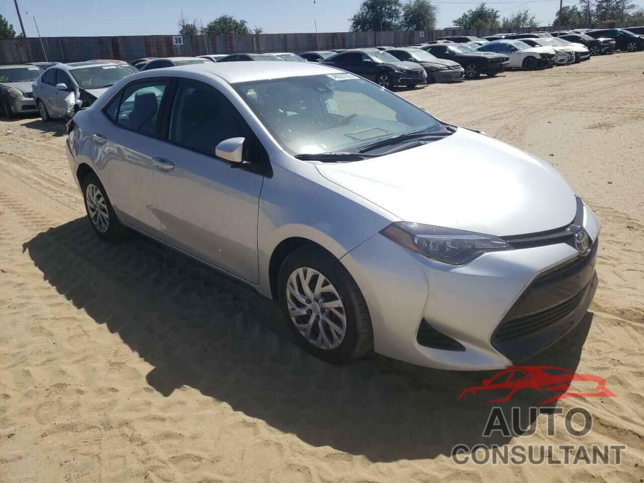 TOYOTA COROLLA 2018 - 2T1BURHE1JC101380