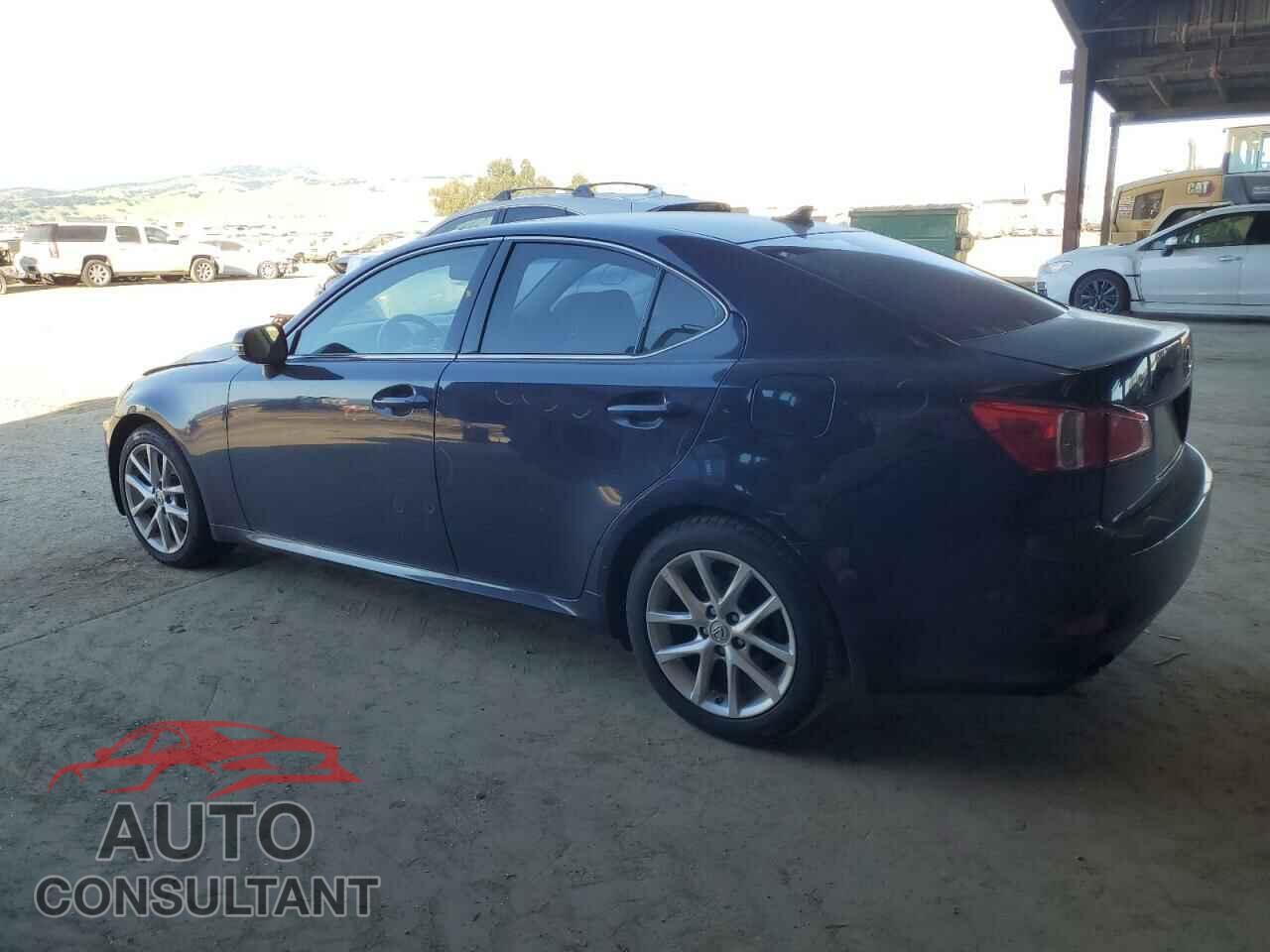 LEXUS IS 2012 - JTHBF5C27C2102341