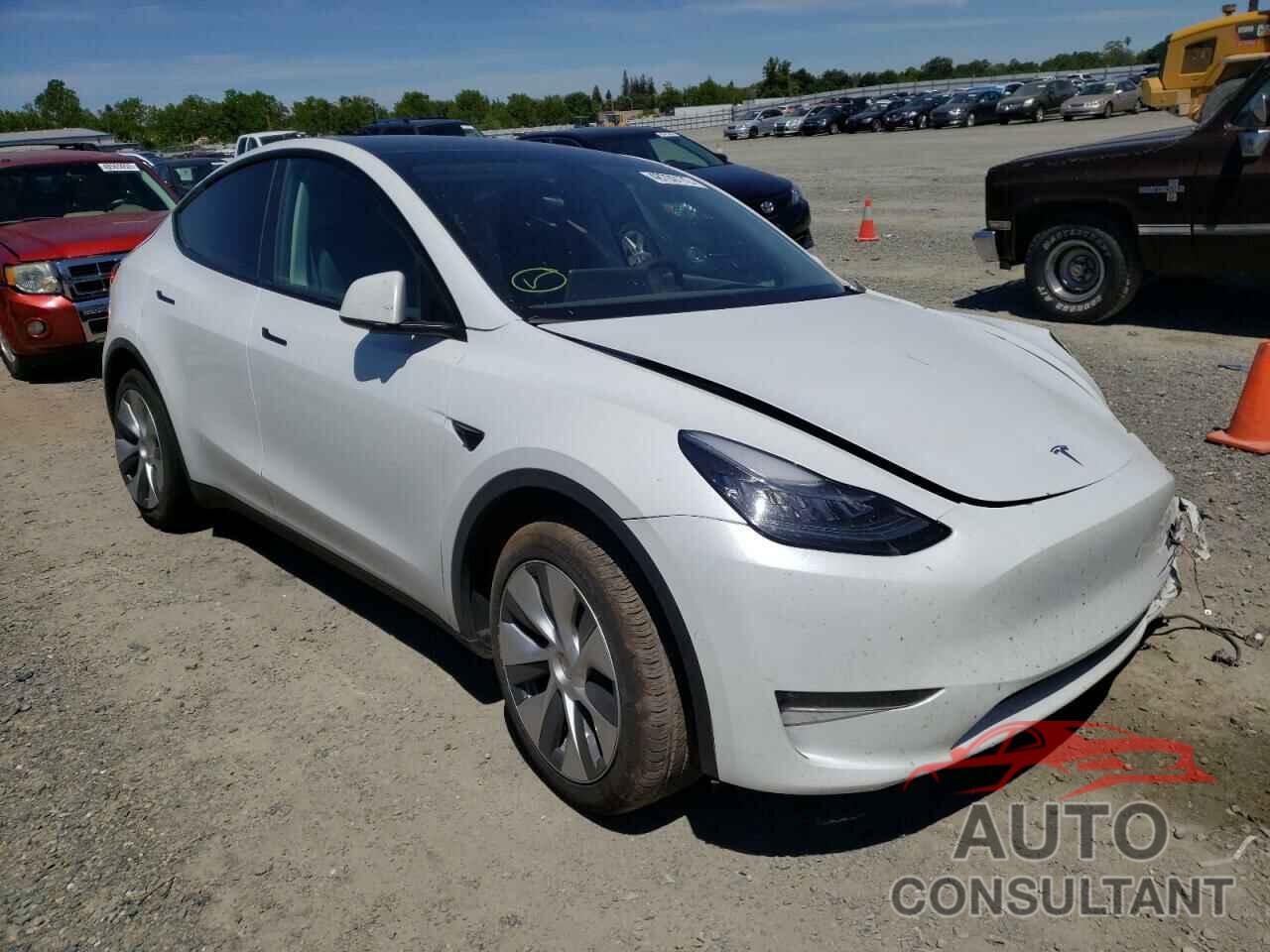 TESLA MODEL Y 2021 - 5YJYGDEEXMF304969