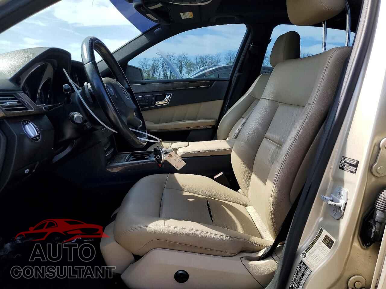 MERCEDES-BENZ E-CLASS 2010 - WDDHF8HB3AA150949
