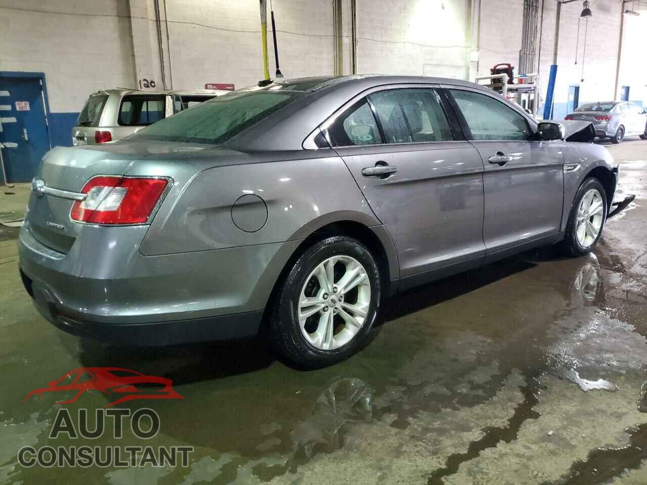 FORD TAURUS 2011 - 1FAHP2FW5BG183451