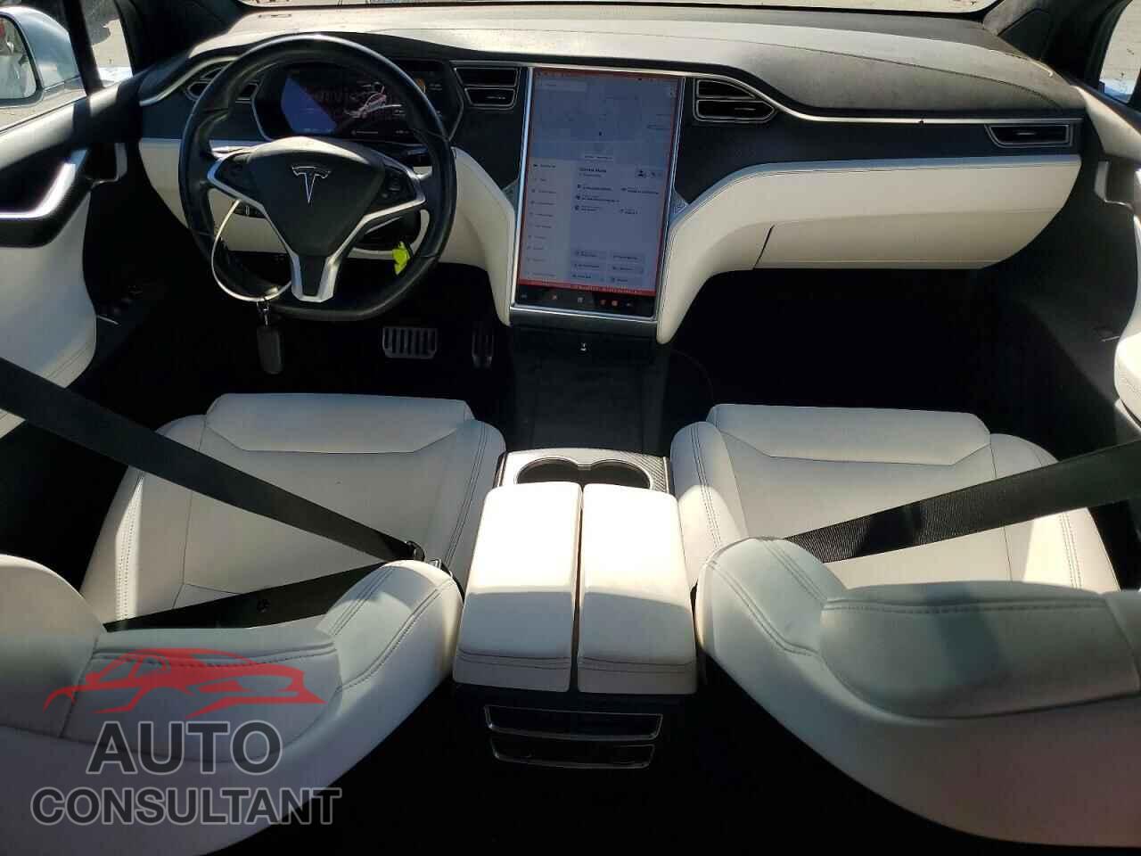 TESLA MODEL X 2017 - 5YJXCAE28HF059123