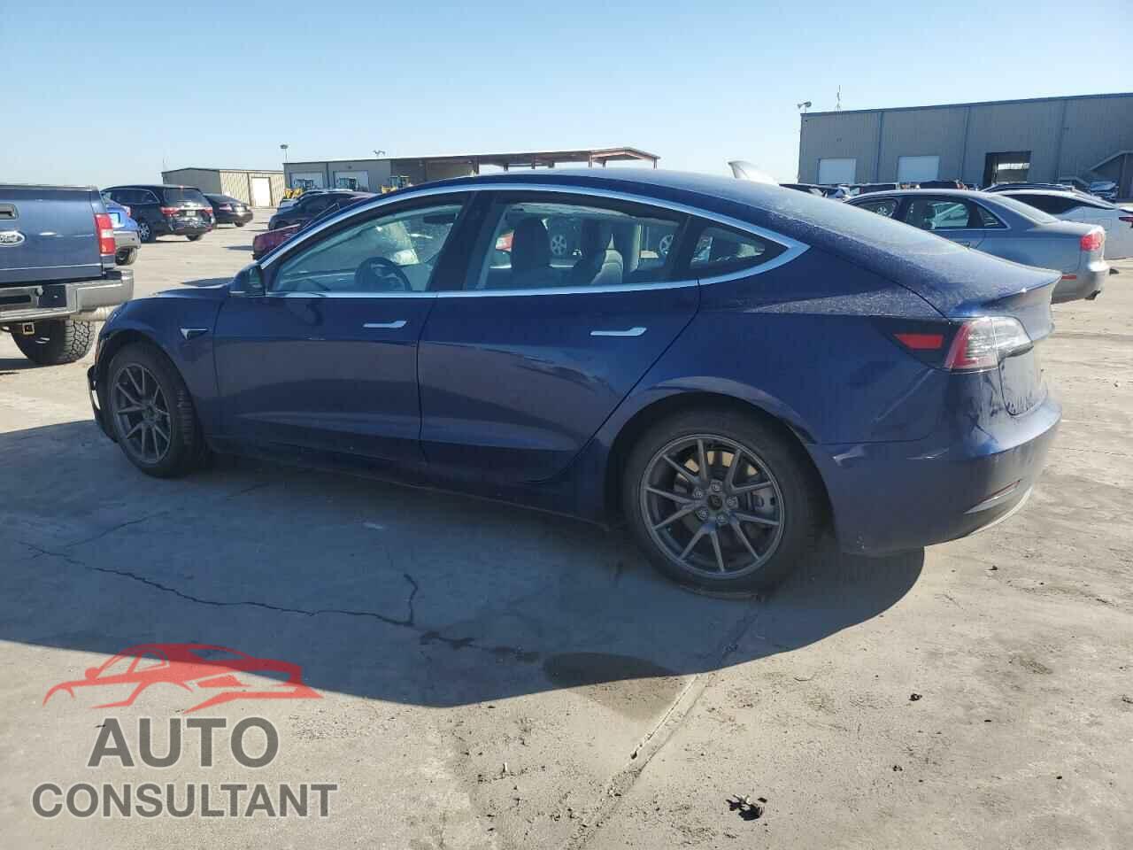 TESLA MODEL 3 2018 - 5YJ3E1EA3JF102532
