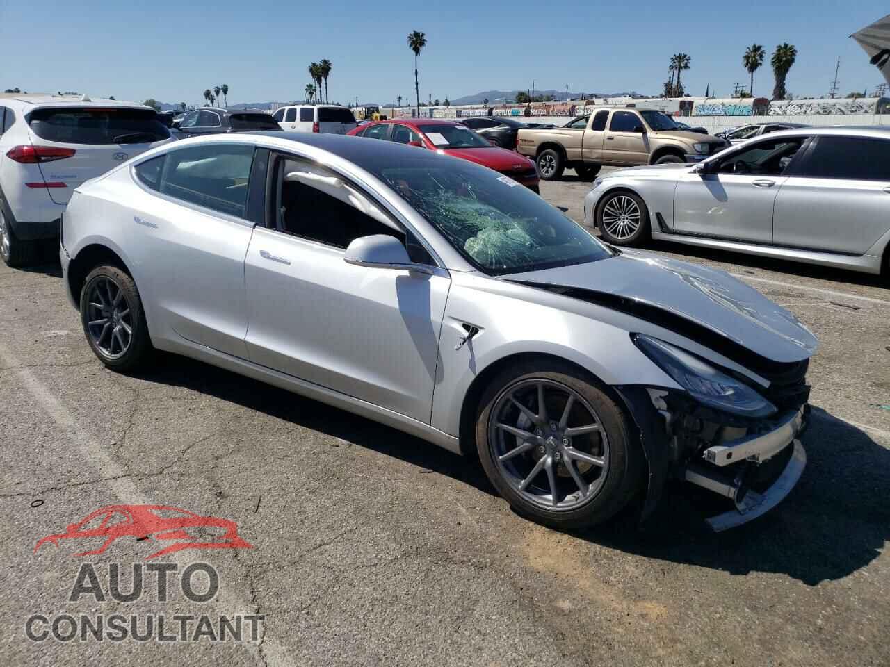 TESLA MODEL 3 2018 - 5YJ3E1EA4JF043958