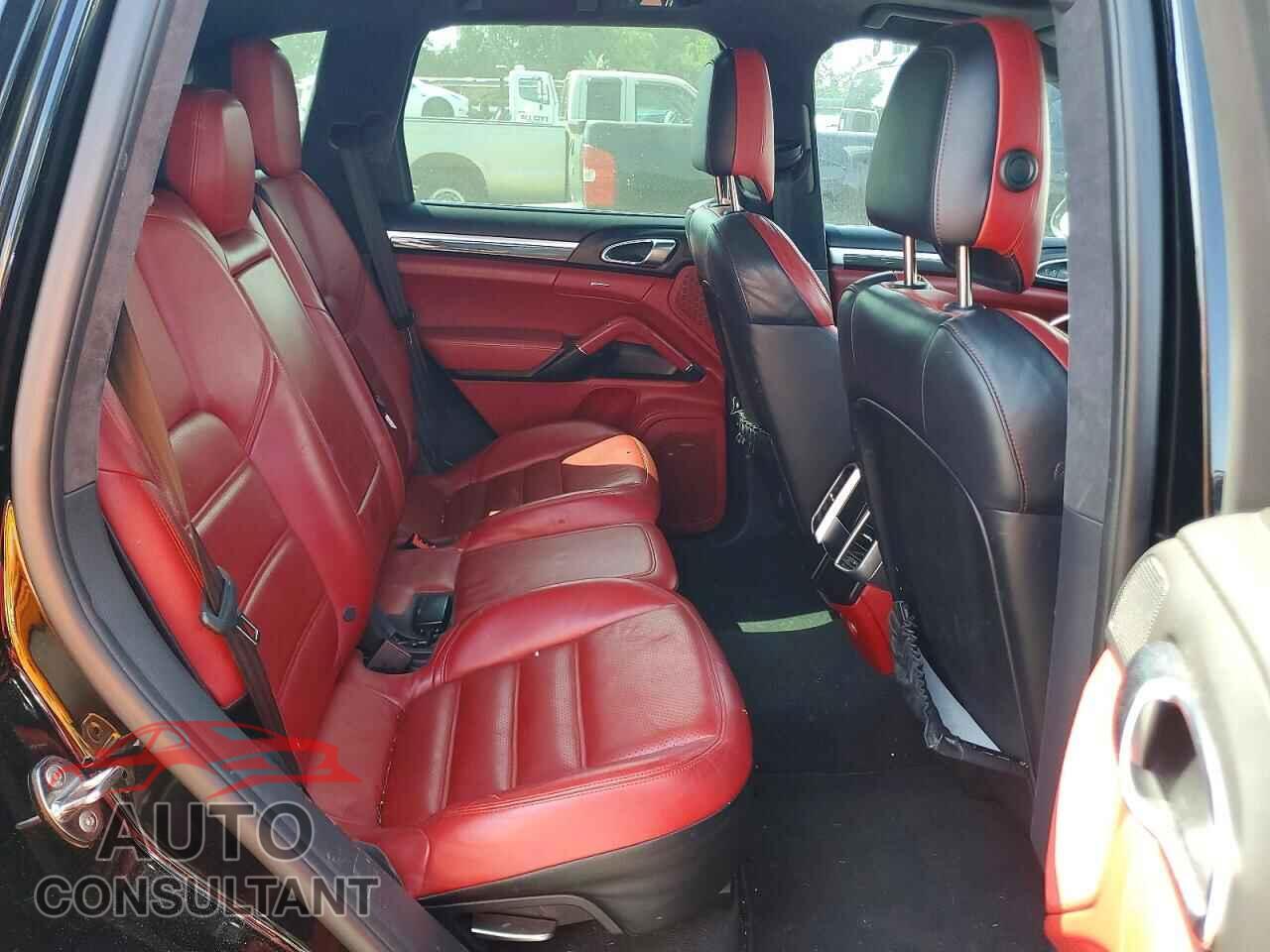 PORSCHE CAYENNE 2014 - WP1AD2A29ELA78012