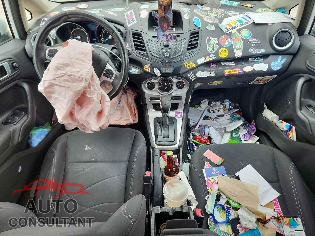 FORD FIESTA 2014 - 3FADP4EJ1EM142843