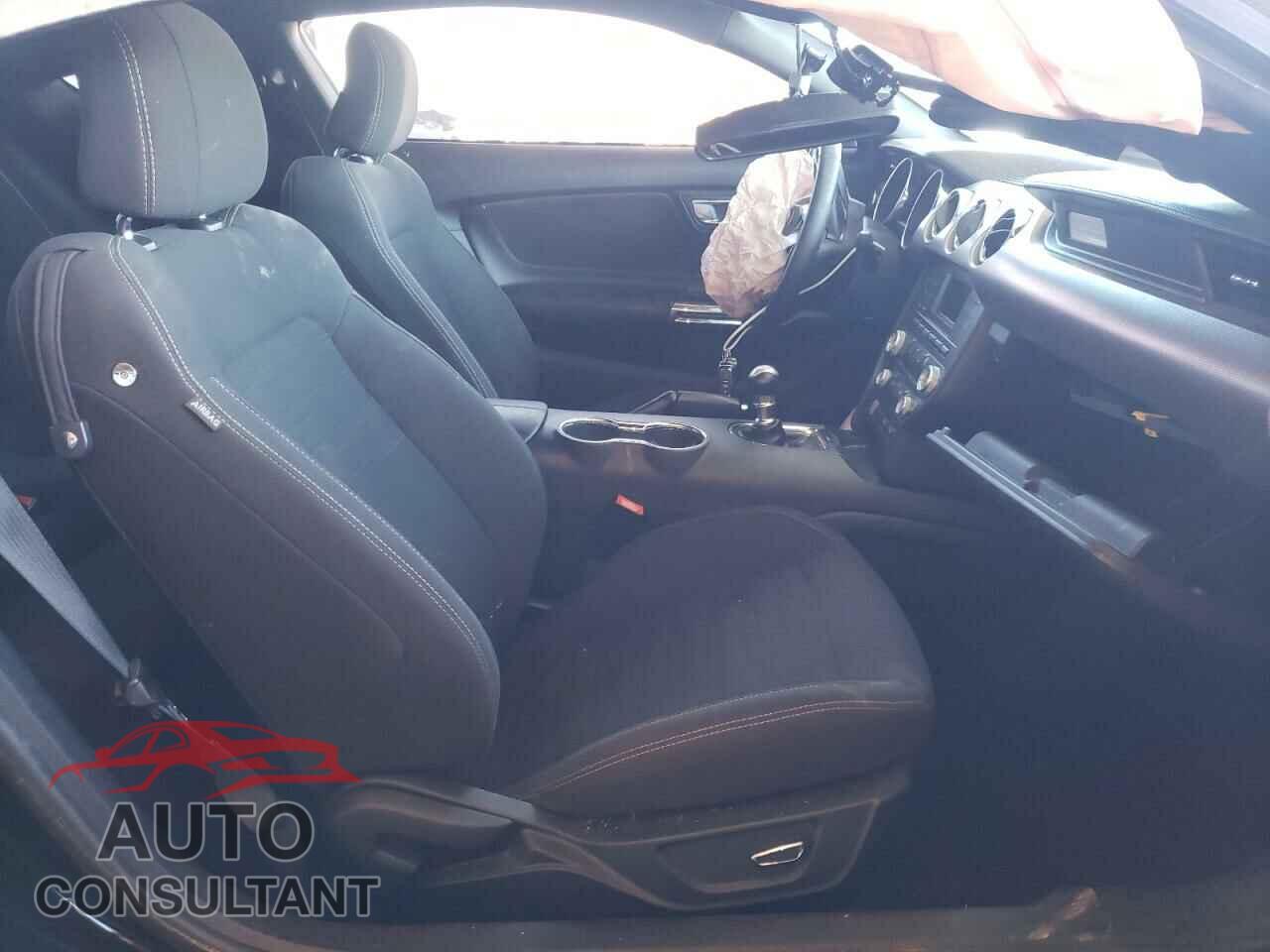 FORD MUSTANG 2017 - 1FA6P8CF6H5208277