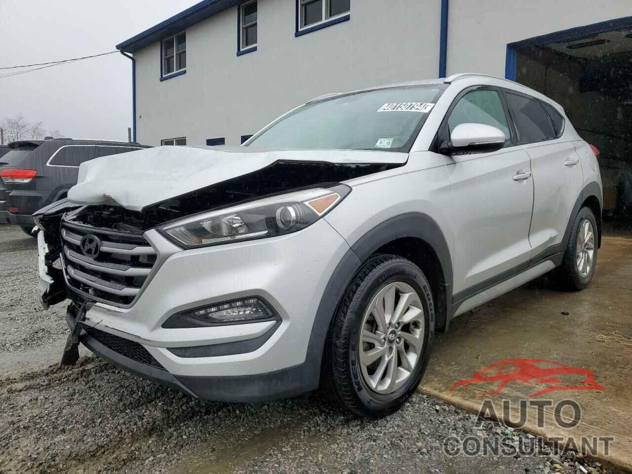 HYUNDAI TUCSON 2018 - KM8J3CA42JU775999