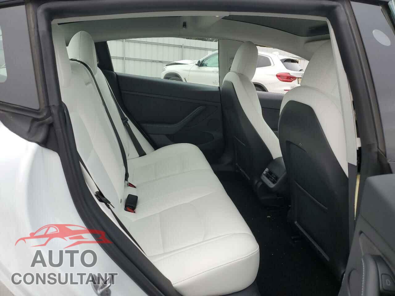 TESLA MODEL 3 2021 - 5YJ3E1EA6MF048289
