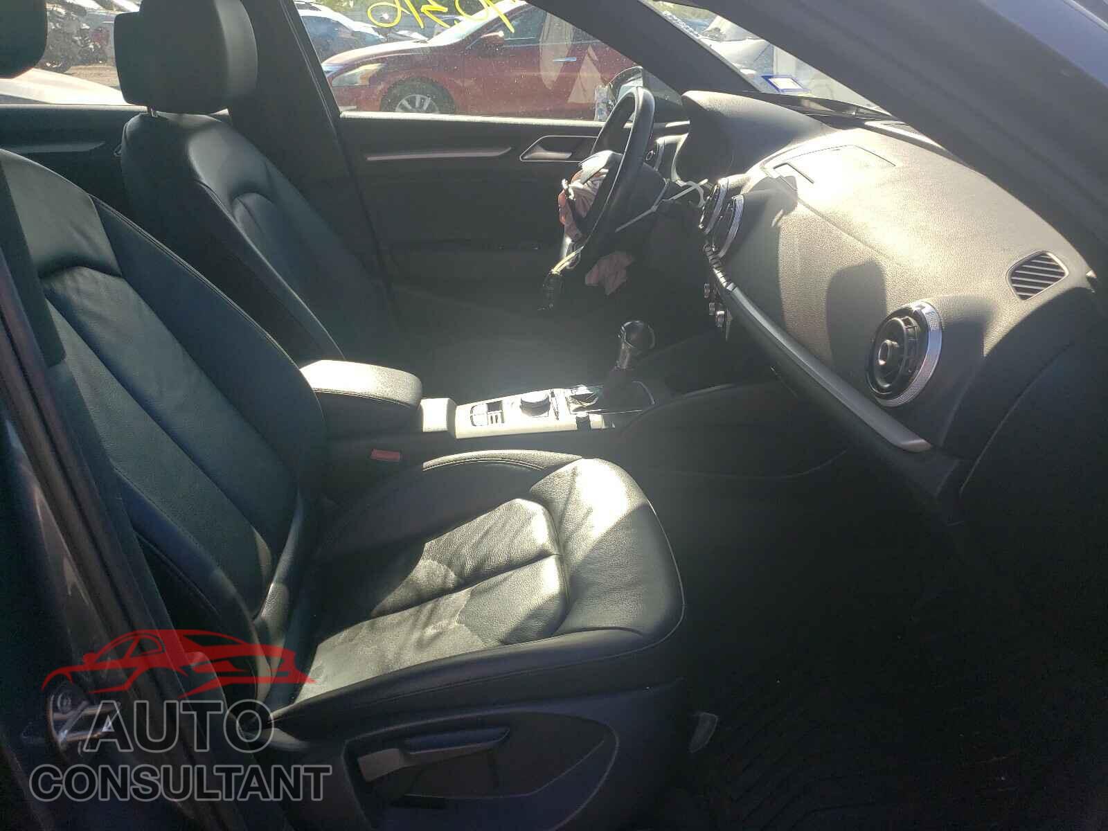 AUDI A3 2016 - WAUA7GFF9G1028529