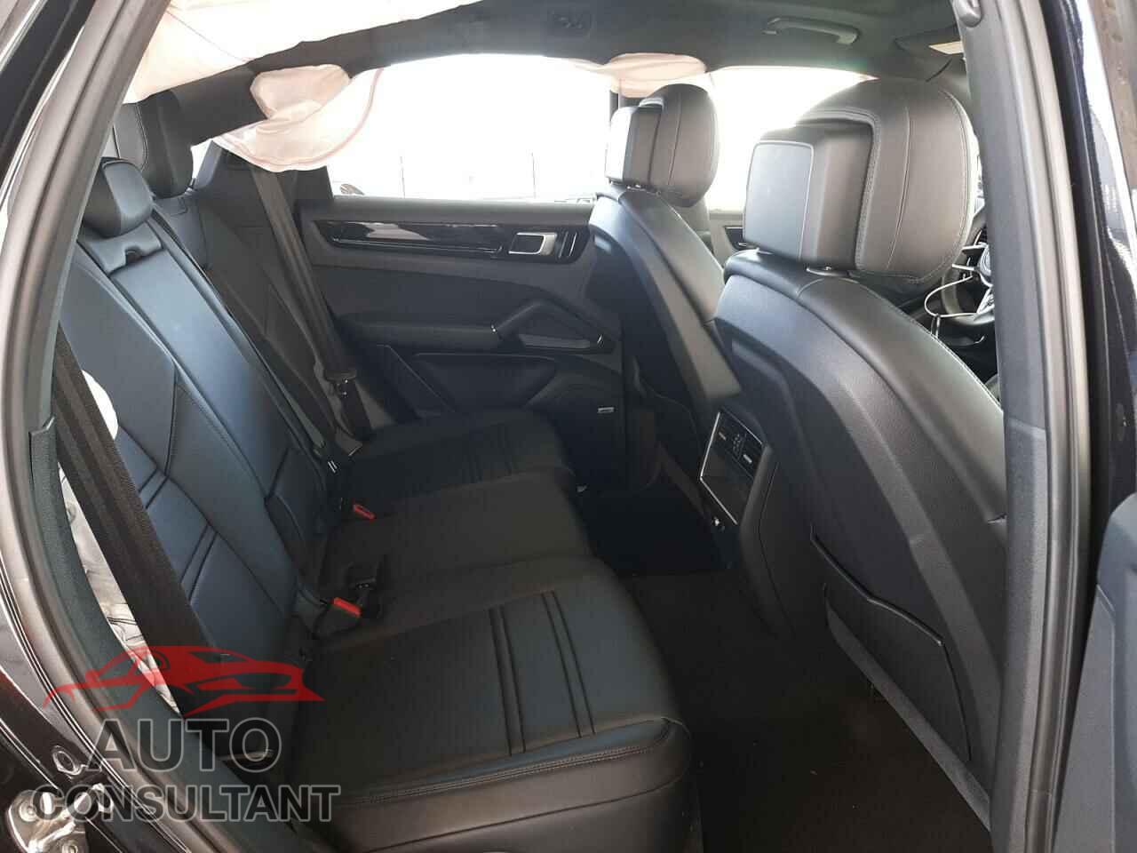 PORSCHE CAYENNE 2019 - WP1AA2AY7KDA17910