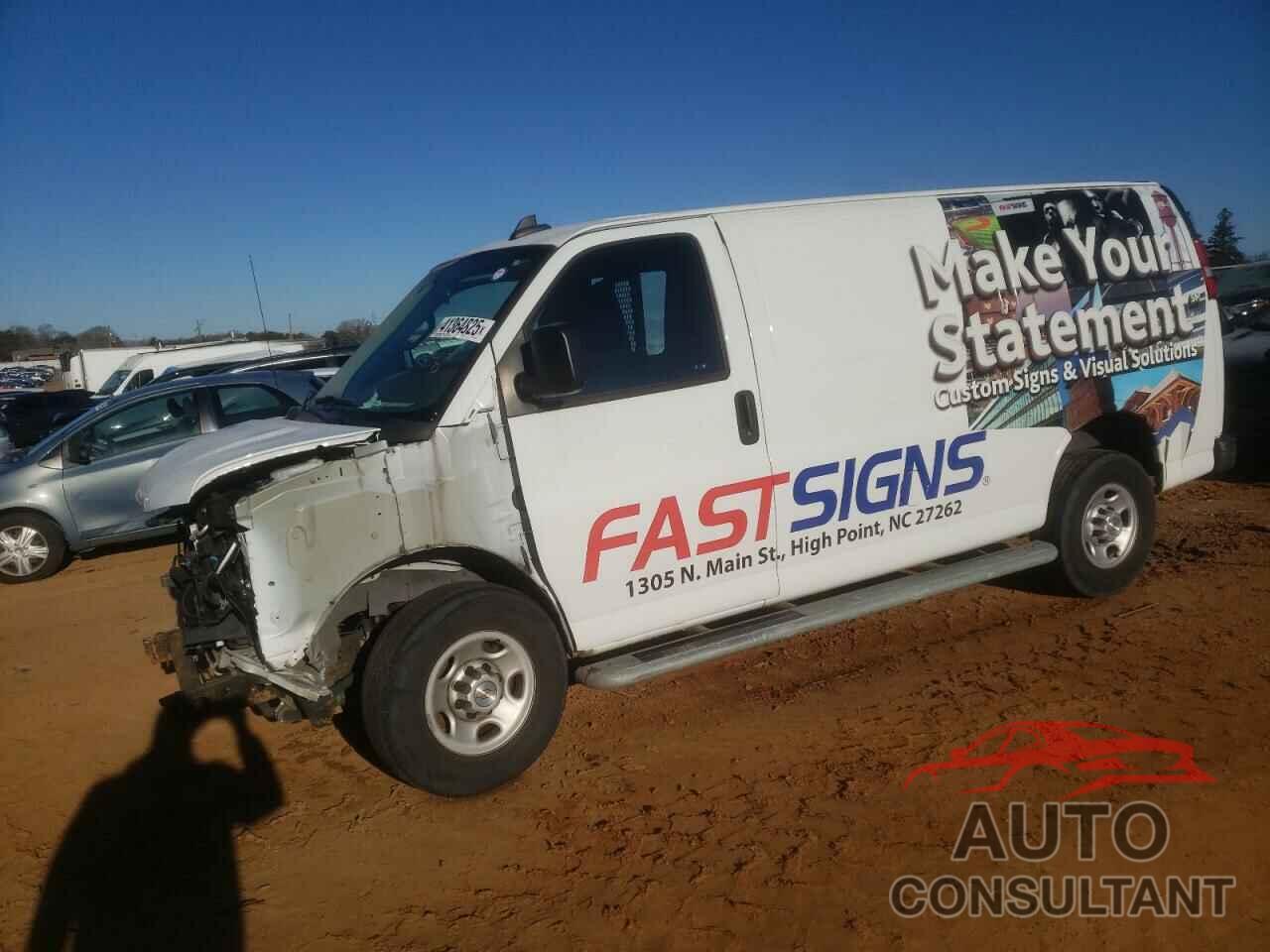CHEVROLET EXPRESS 2020 - 1GCWGAFG1L1261782