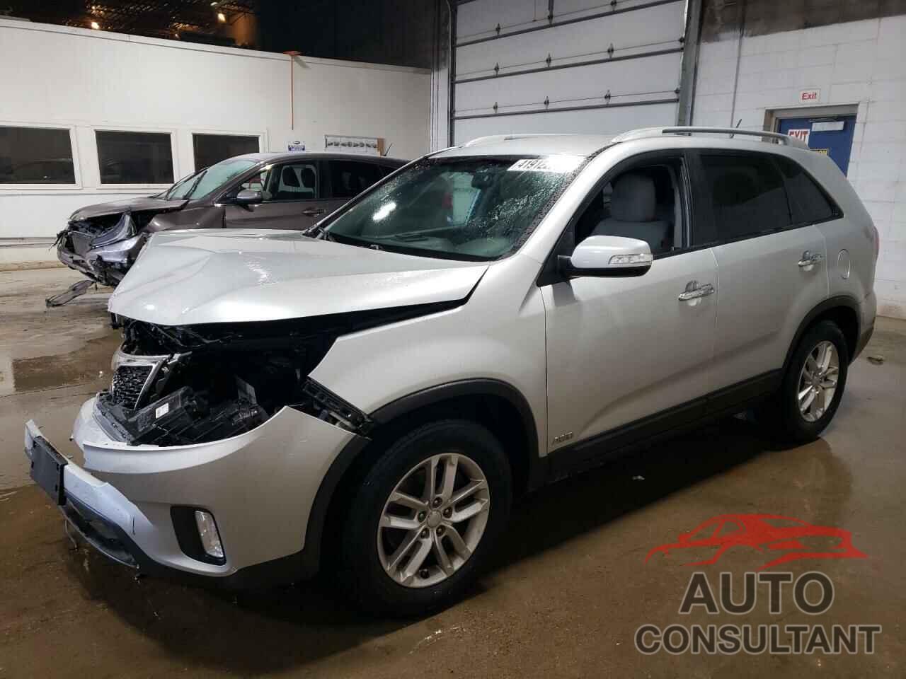 KIA SORENTO 2015 - 5XYKTCA62FG593934