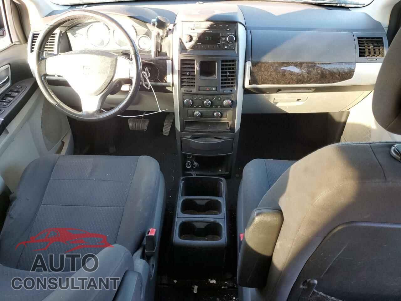 DODGE CARAVAN 2010 - 2D4RN5D11AR314226