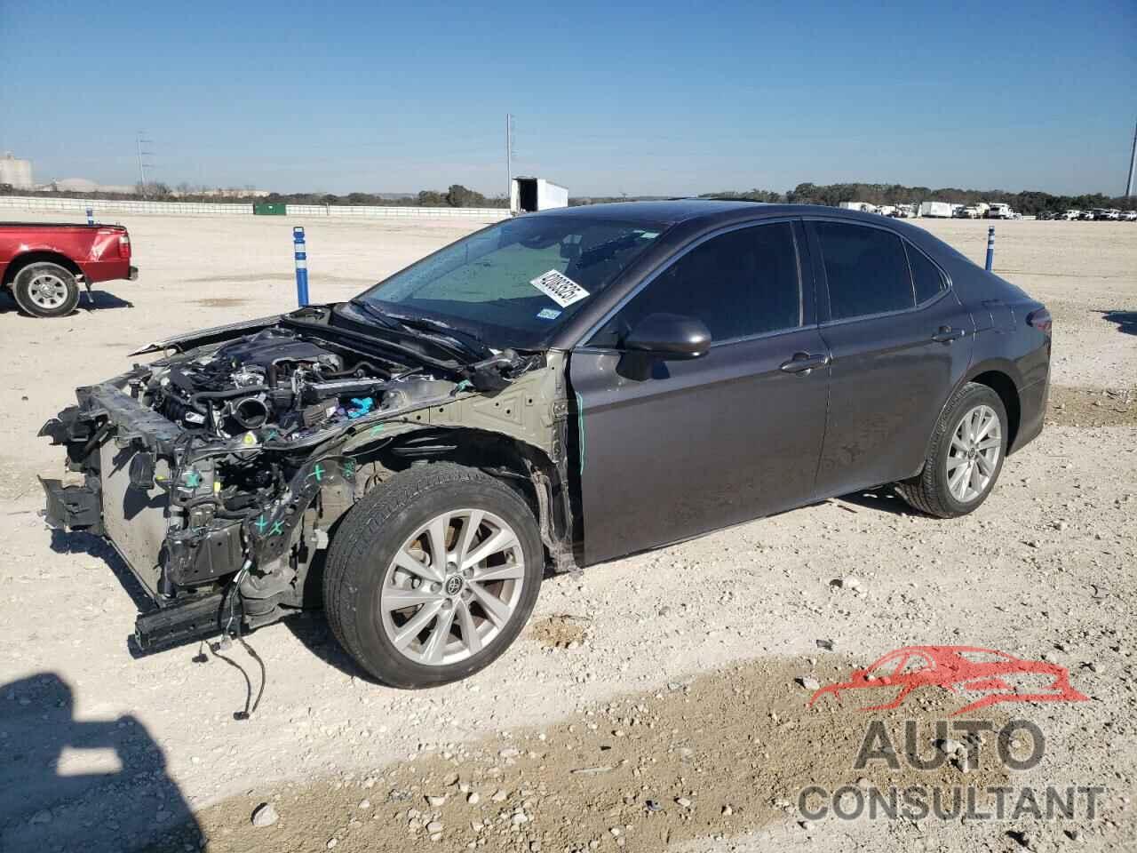TOYOTA CAMRY 2022 - 4T1C11AK0NU686634