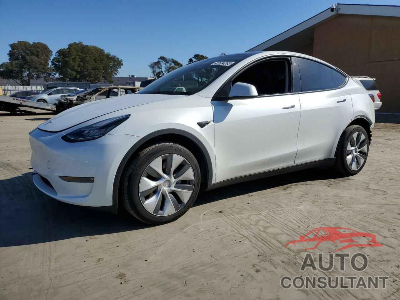 TESLA MODEL Y 2023 - 7SAYGDEE4PA120471