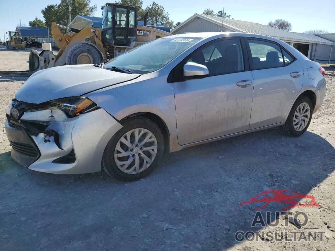 TOYOTA COROLLA 2018 - 5YFBURHE9JP752420