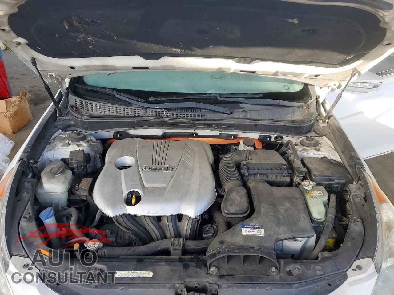 HYUNDAI SONATA 2013 - KMHEC4A40DA069062