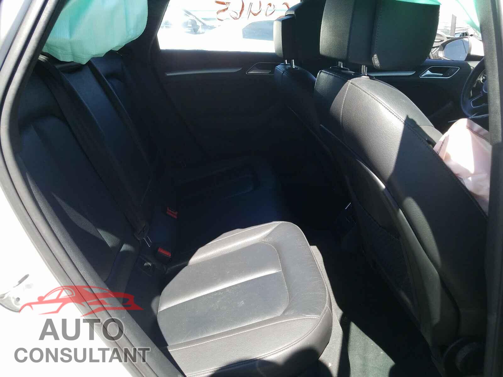 AUDI A3 2017 - WAUB8GFF3H1034068