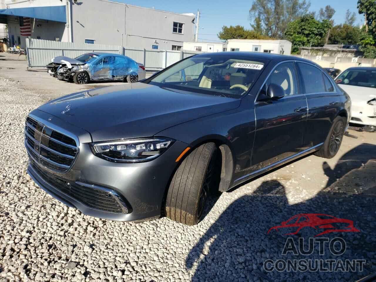 MERCEDES-BENZ S-CLASS 2022 - W1K6G7GB5NA110216