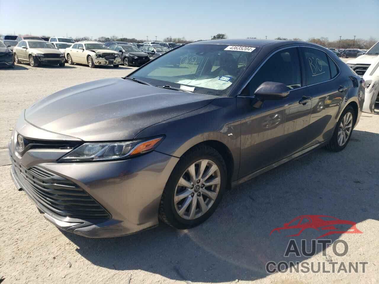 TOYOTA CAMRY 2018 - 4T1B11HK5JU542072