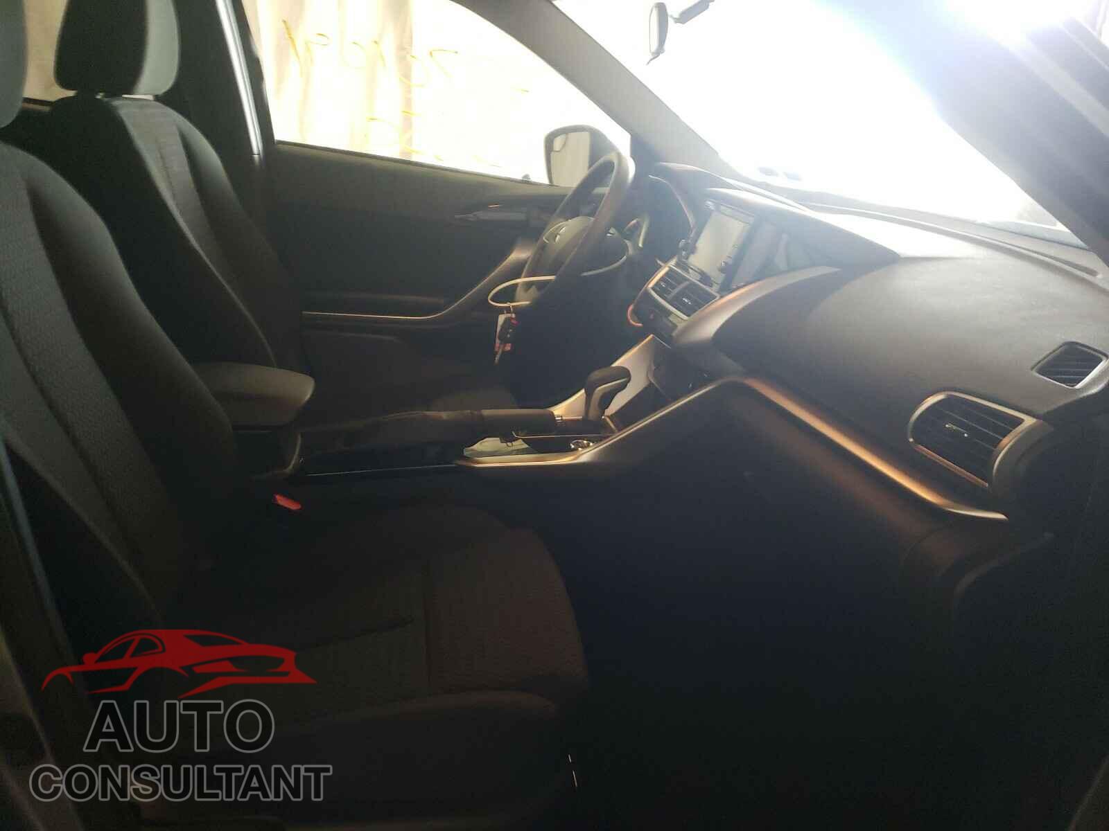 MITSUBISHI ECLIPSE 2020 - JA4AT3AA6LZ034393