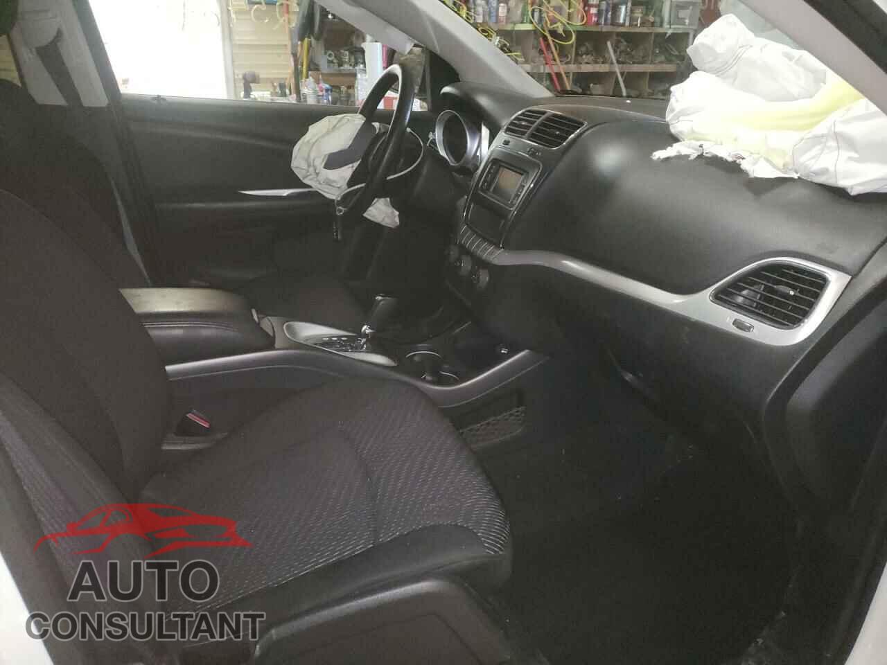 DODGE JOURNEY 2019 - 3C4PDCBB2KT707867
