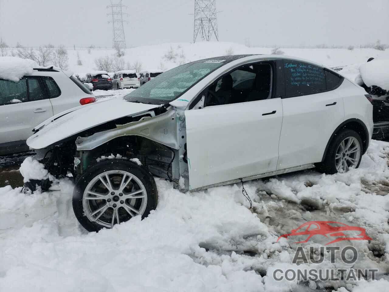 TESLA MODEL Y 2021 - 5YJYGAEE3MF295014