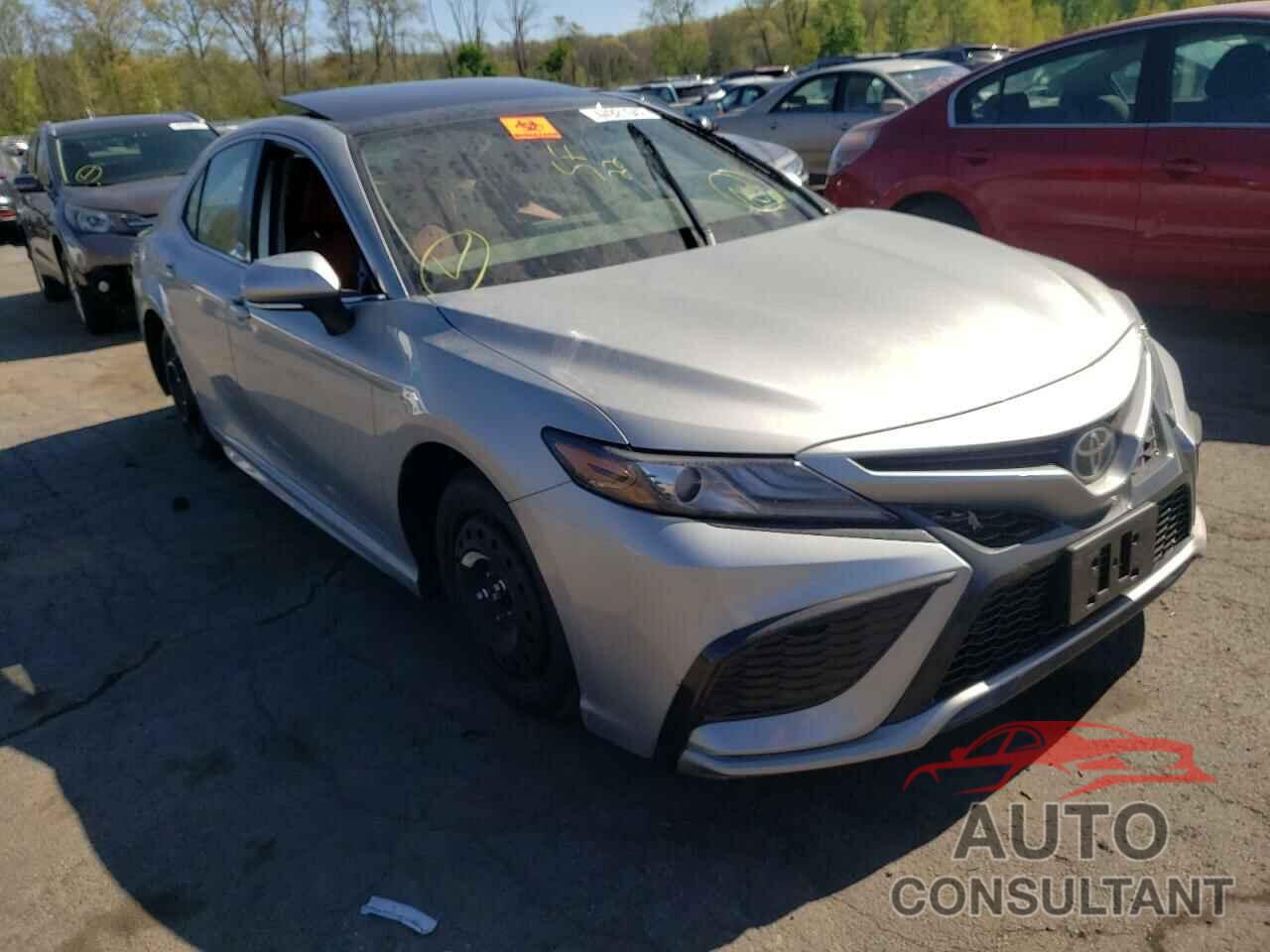 TOYOTA CAMRY 2022 - 4T1K61BK7NU055102