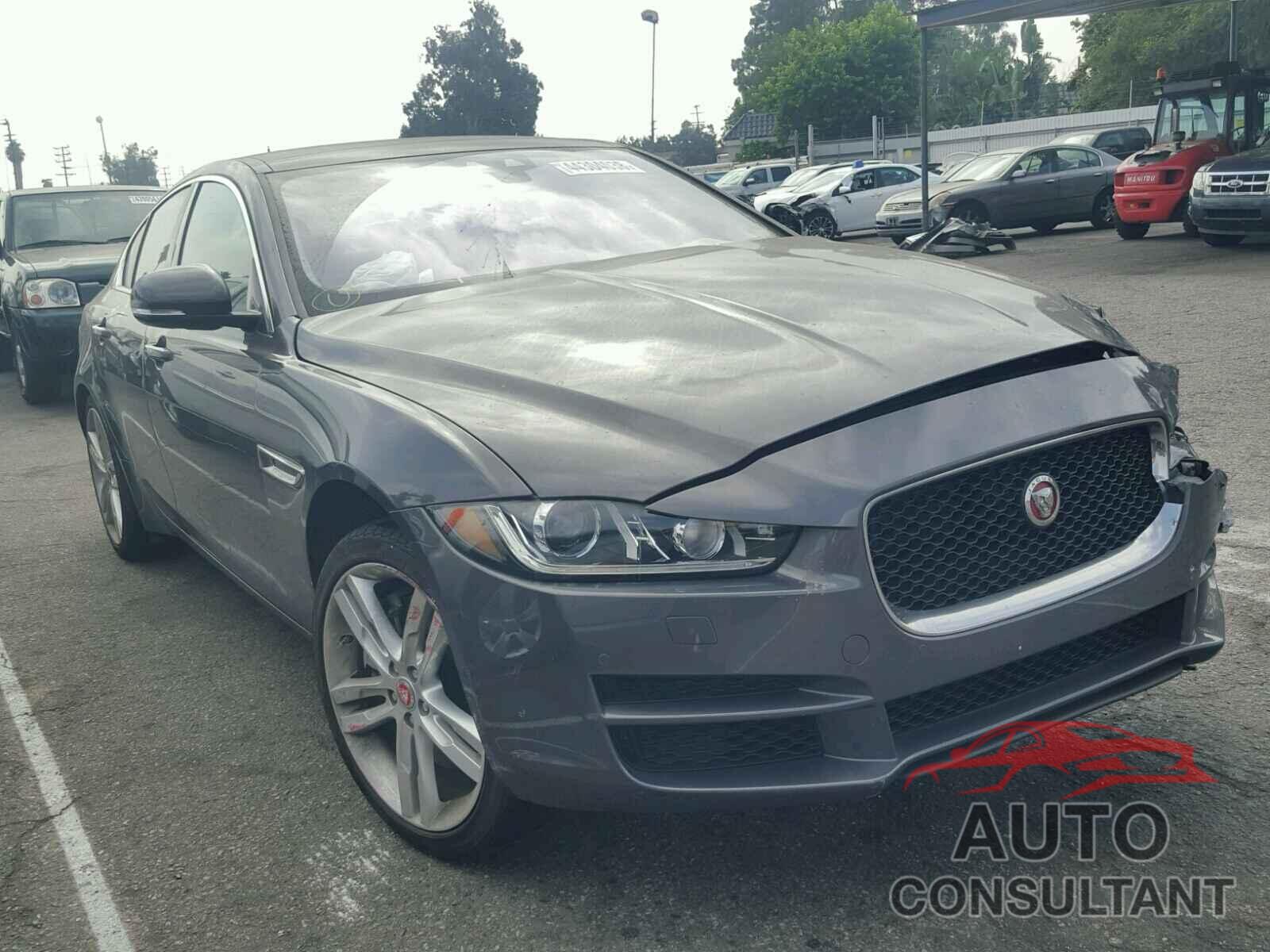 JAGUAR XE 2017 - SAJAE4BV3HA976450