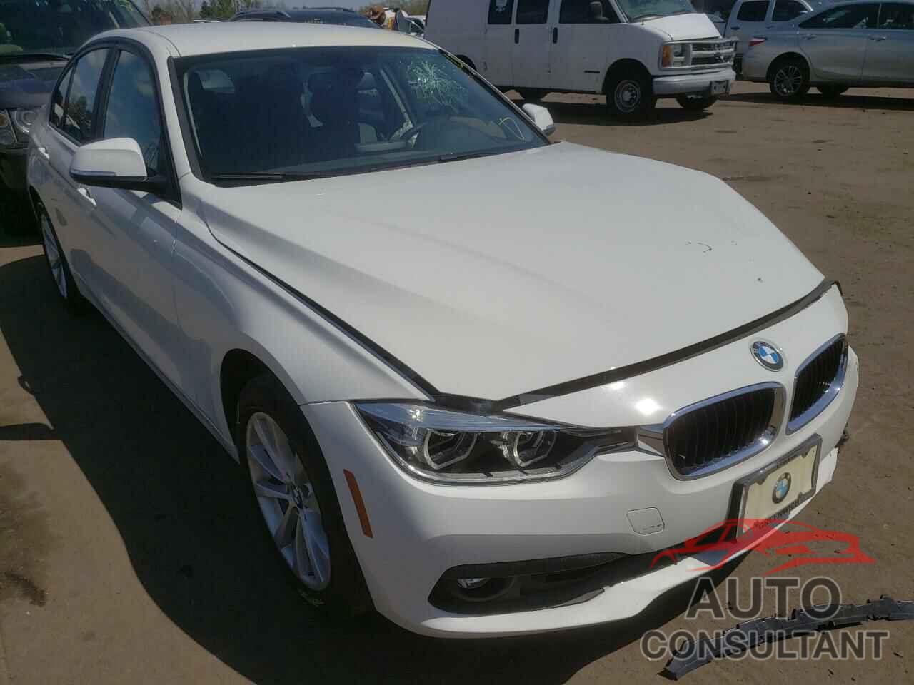 BMW 3 SERIES 2018 - WBA8A9C50JAH13360