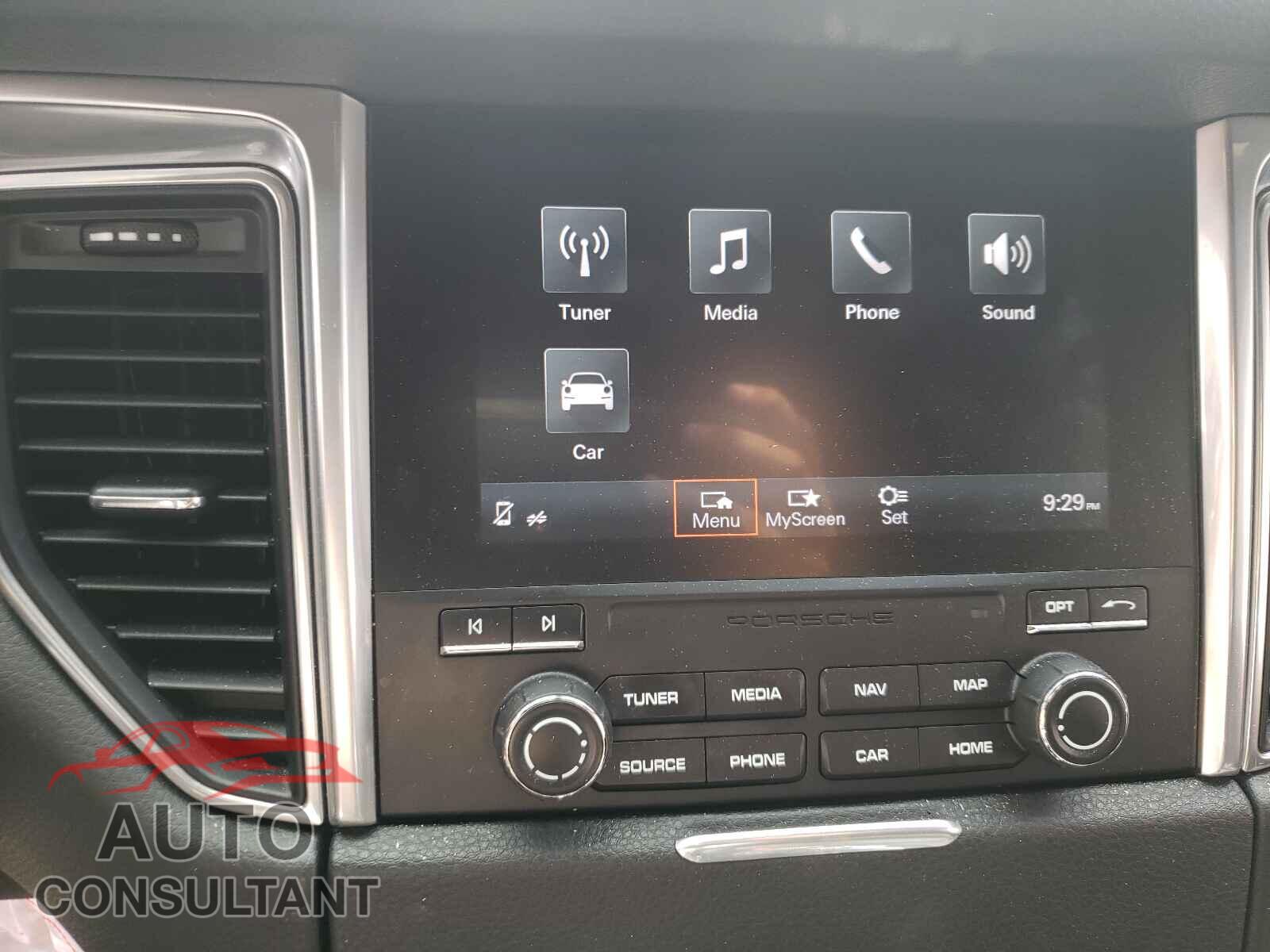 PORSCHE MACAN 2017 - WP1AA2A59HLB04051