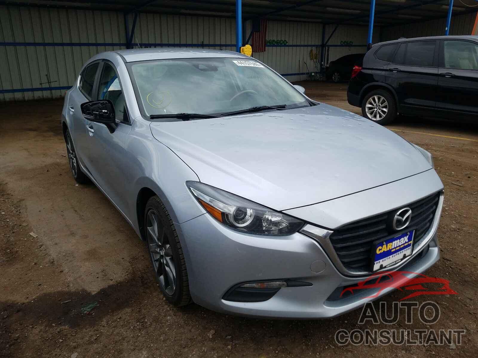 MAZDA 3 2018 - 3MZBN1L3XJM180167