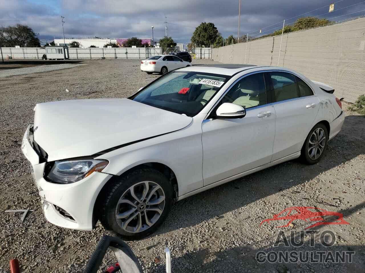 MERCEDES-BENZ C-CLASS 2018 - 55SWF4JB9JU265842
