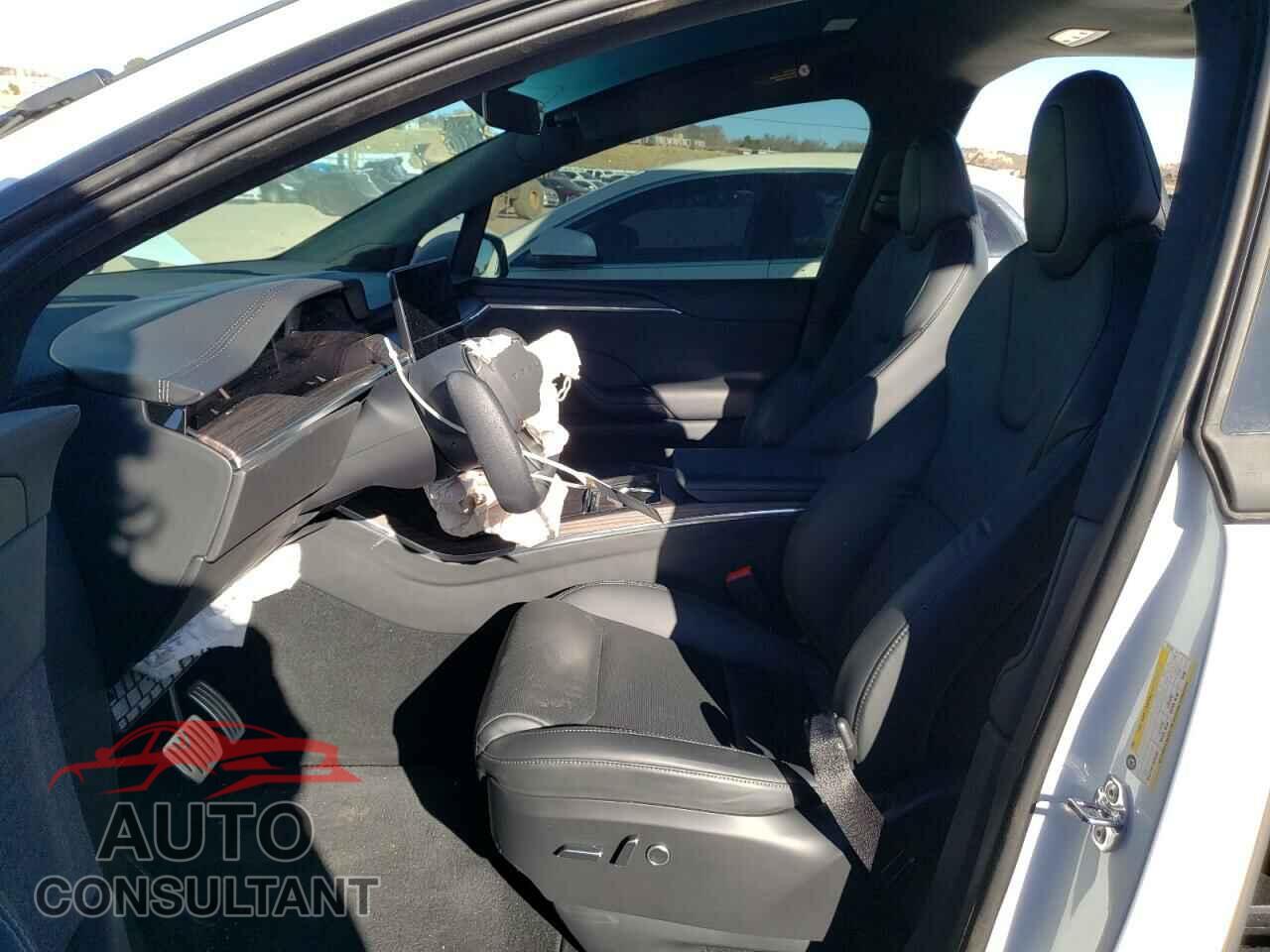 TESLA MODEL X 2023 - 7SAXCAE52PF376309