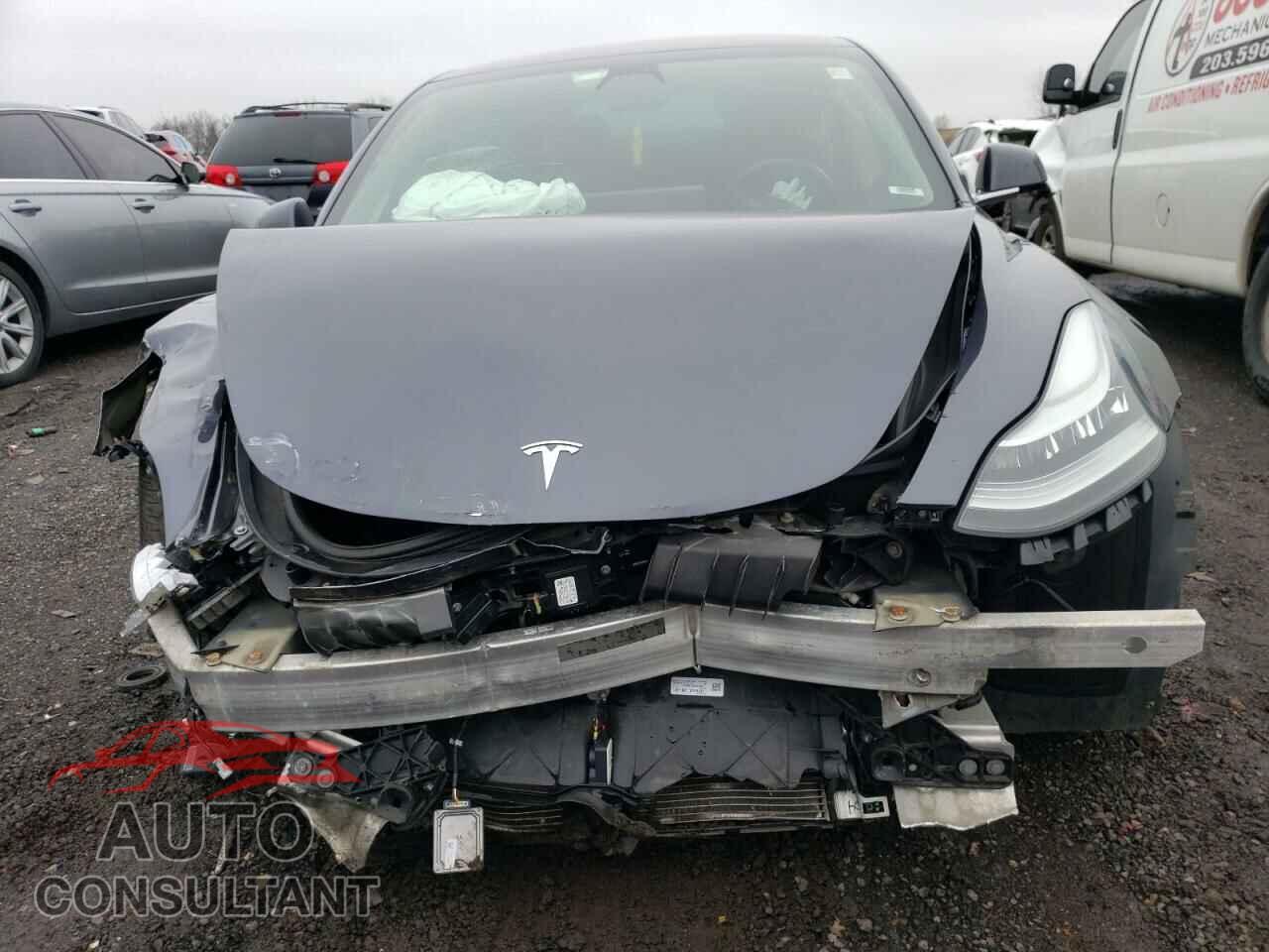 TESLA MODEL 3 2018 - 5YJ3E1EB7JF087364