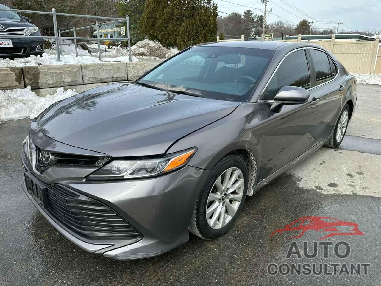 TOYOTA CAMRY 2018 - 4T1B11HK7JU054449