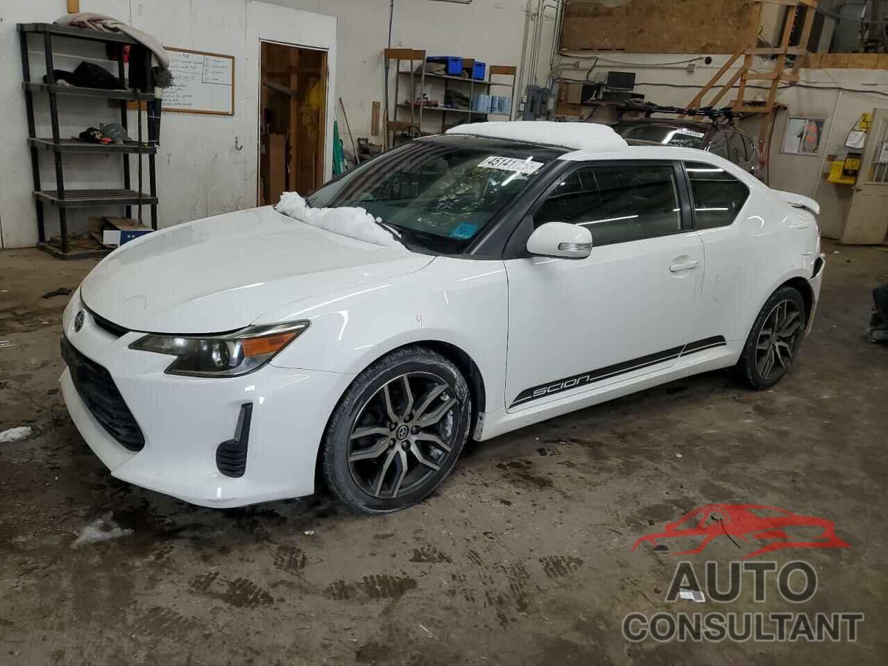 TOYOTA SCION 2014 - JTKJF5C74E3070852