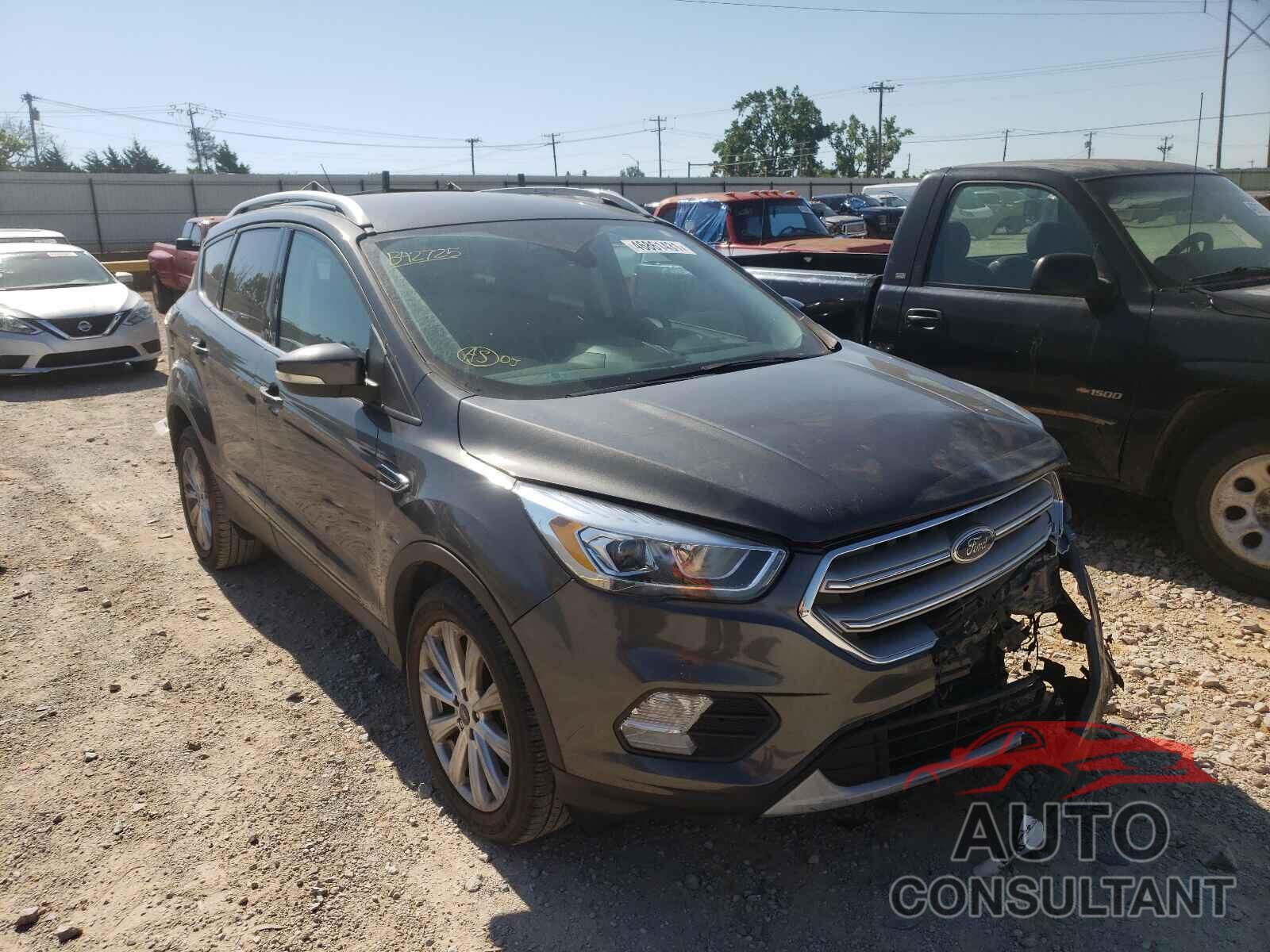 FORD ESCAPE 2017 - 1FMCU0JD2HUB42725