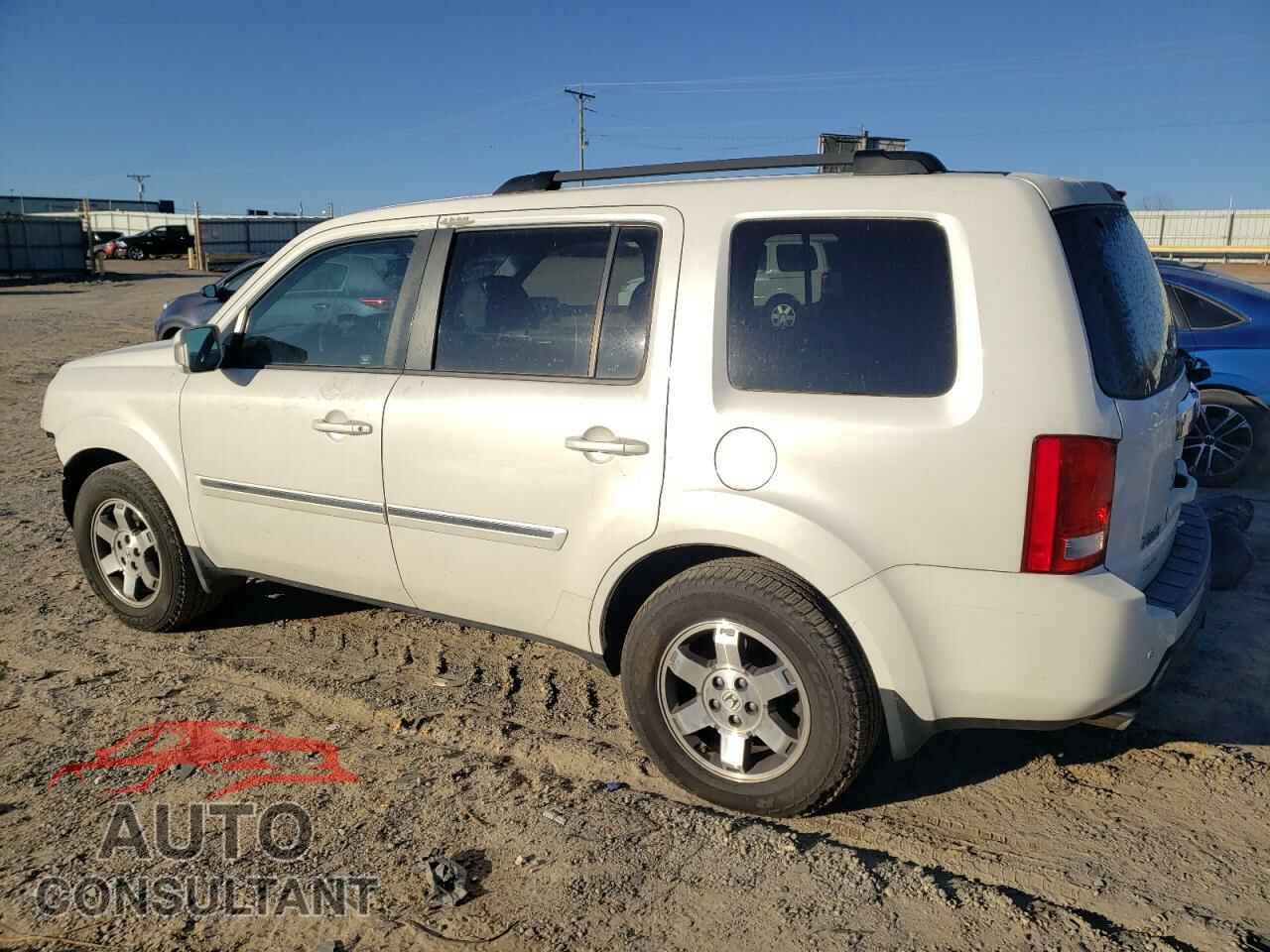 HONDA PILOT 2011 - 5FNYF4H99BB103305