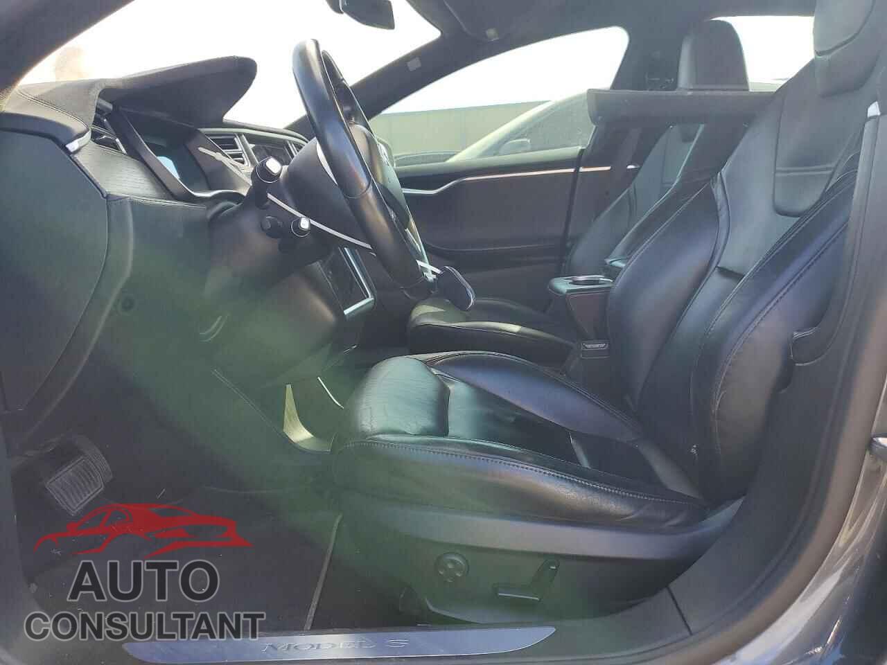 TESLA MODEL S 2015 - 5YJSA1E11FF110532