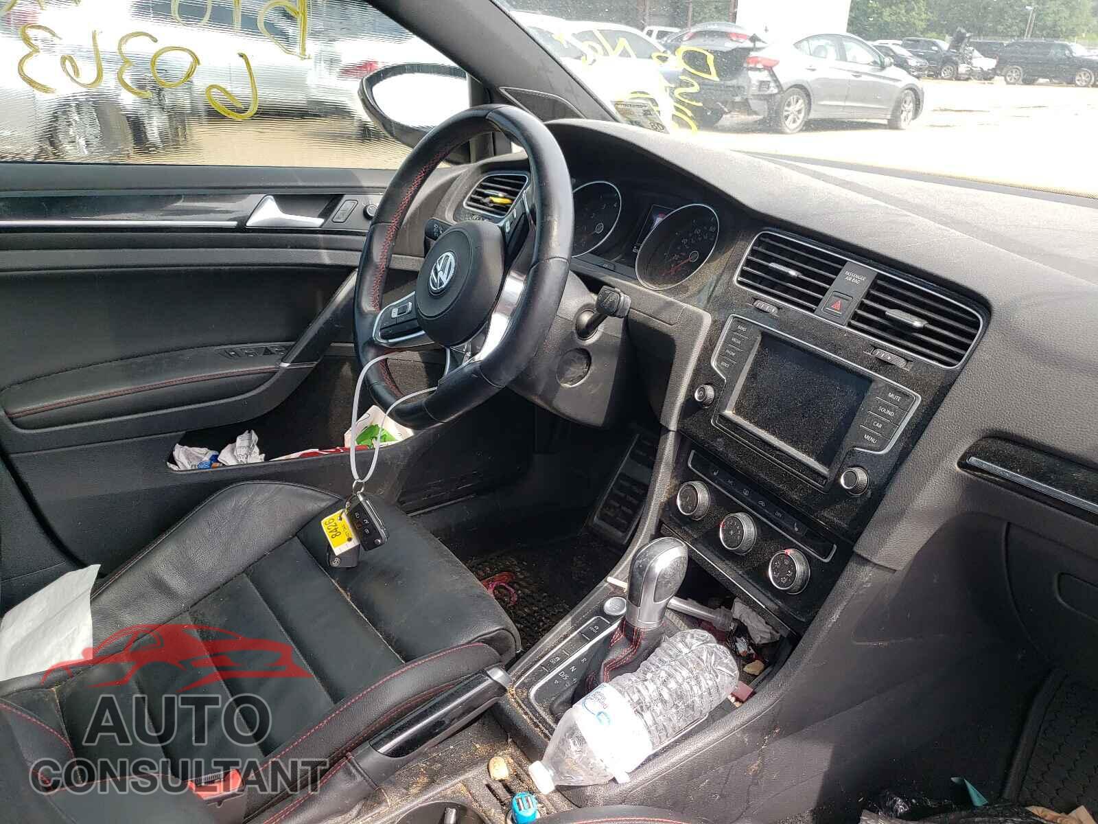 VOLKSWAGEN GTI 2017 - 3VW447AUXHM076721