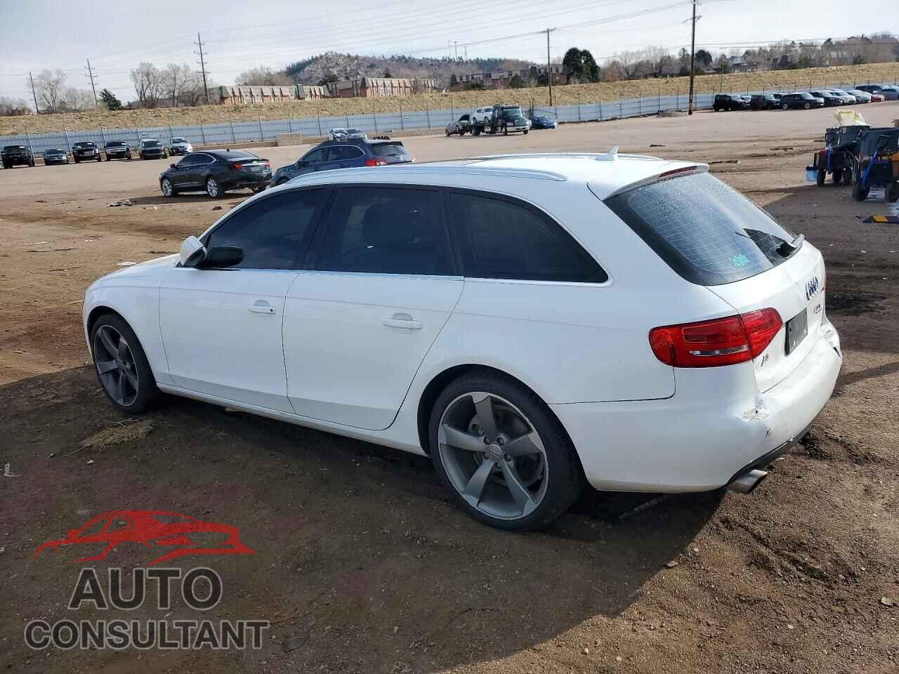 AUDI A4 2011 - WAUWFAFL6BA085646