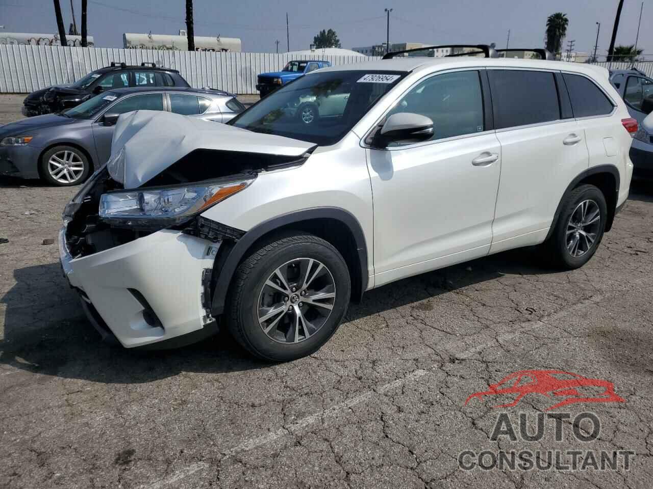 TOYOTA HIGHLANDER 2018 - 5TDZARFH1JS041760