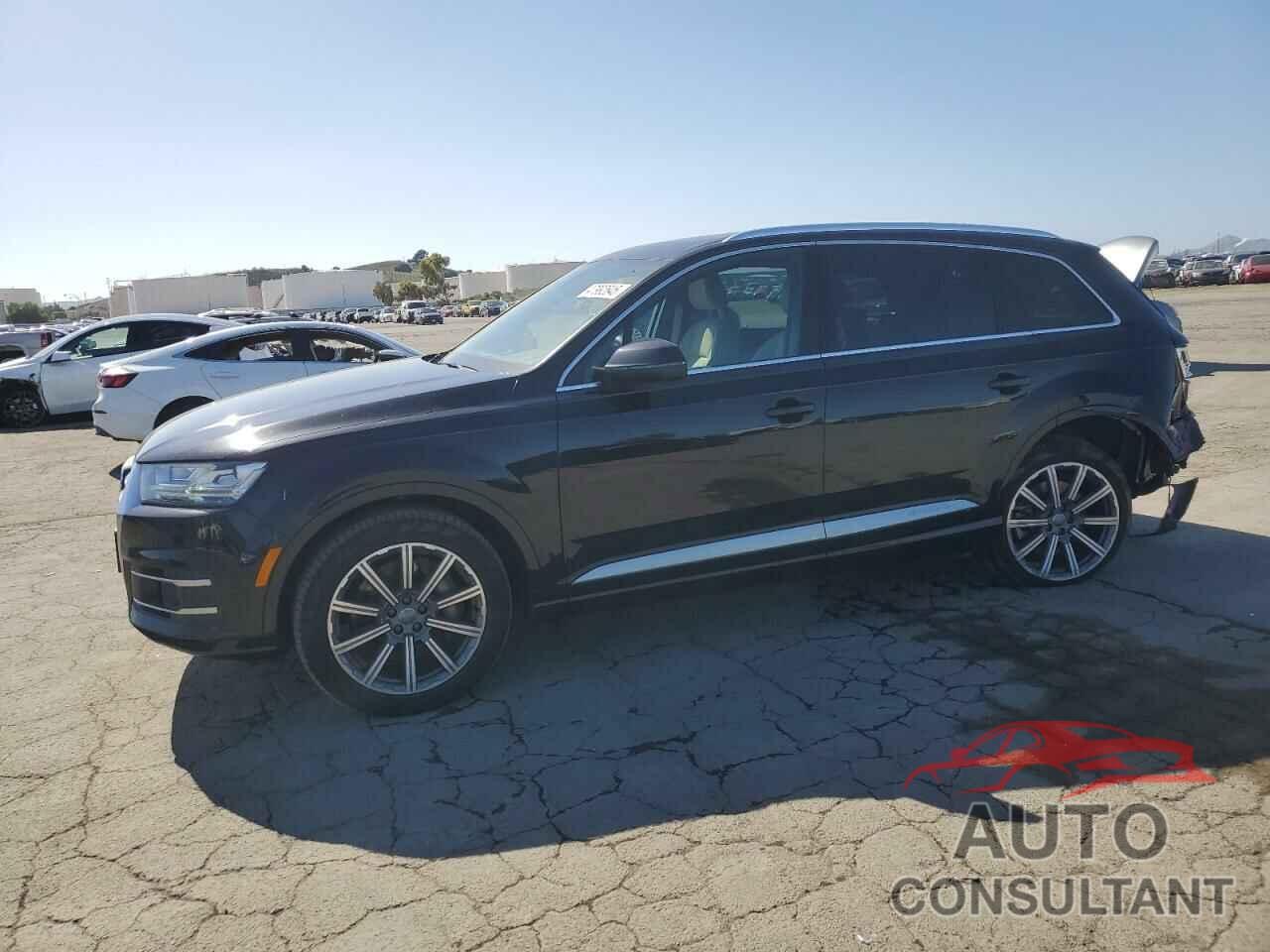 AUDI Q7 2018 - WA1LAAF77JD045185